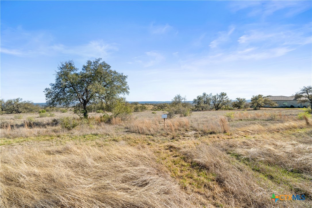 main property photo 11