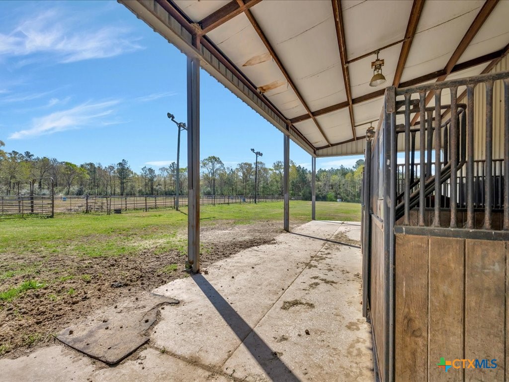 main property photo 41