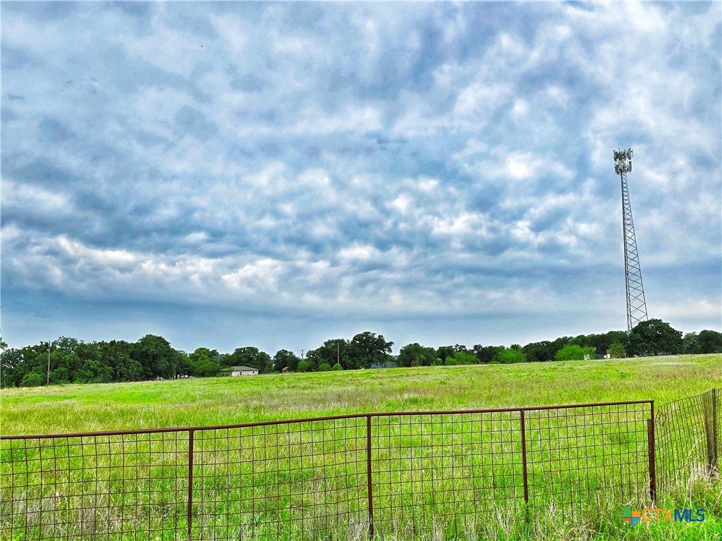 main property photo 7