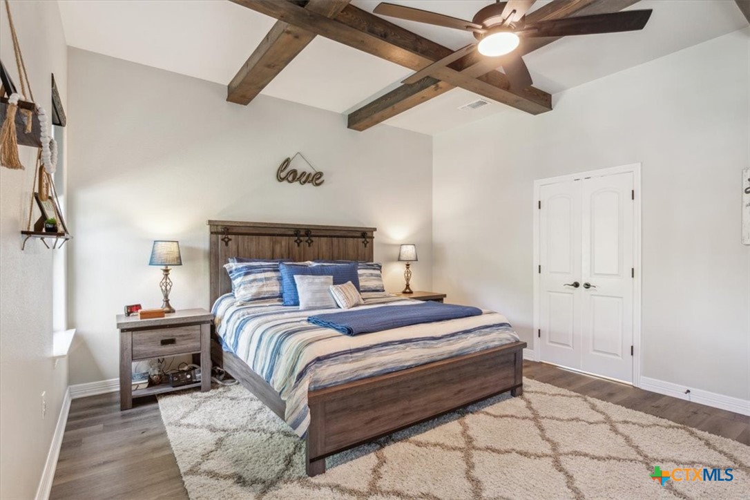 property viewer photo 20