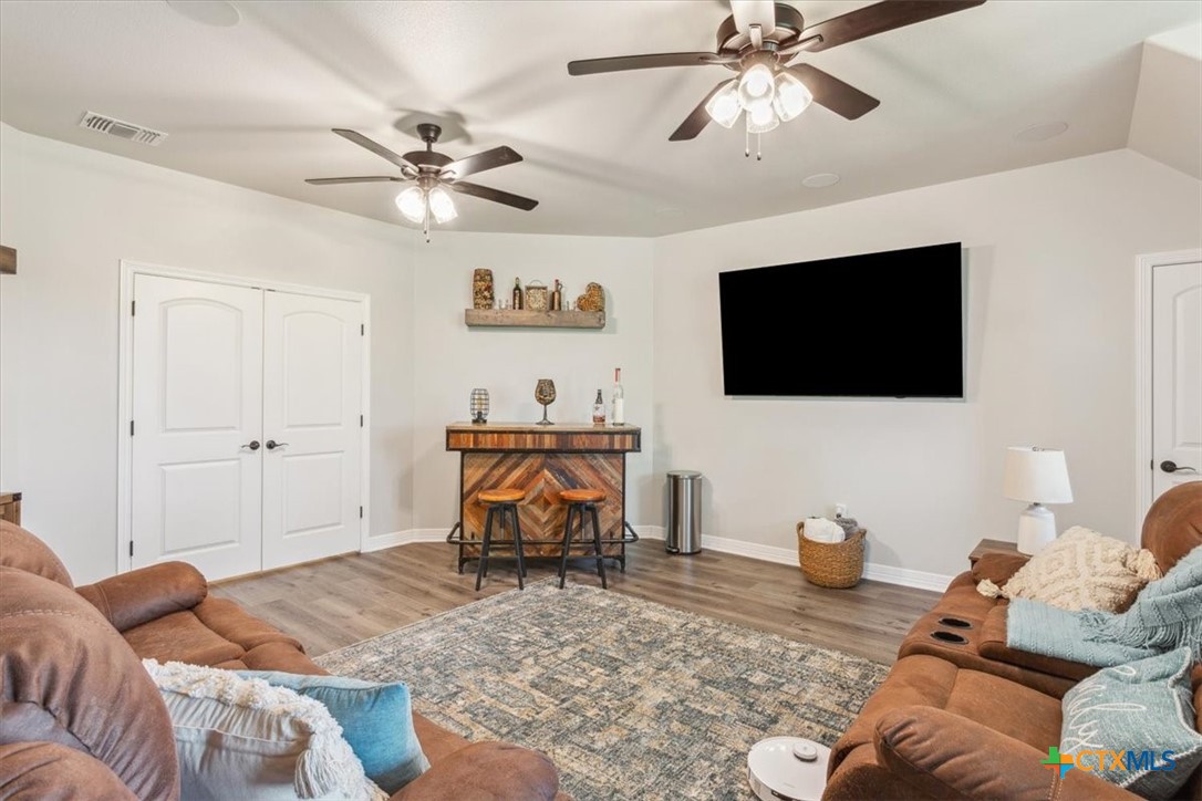 property viewer photo 28