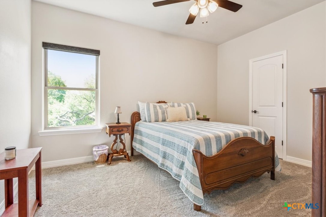 property viewer photo 32