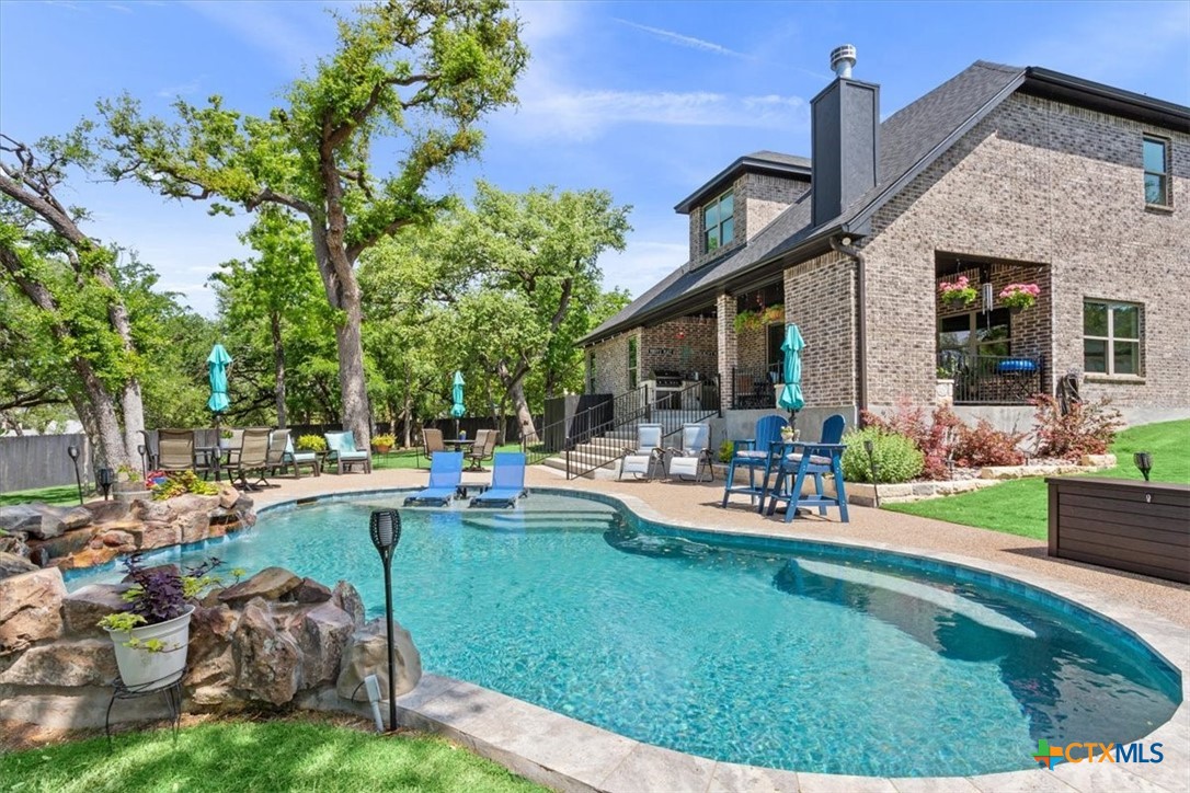 property viewer photo 43