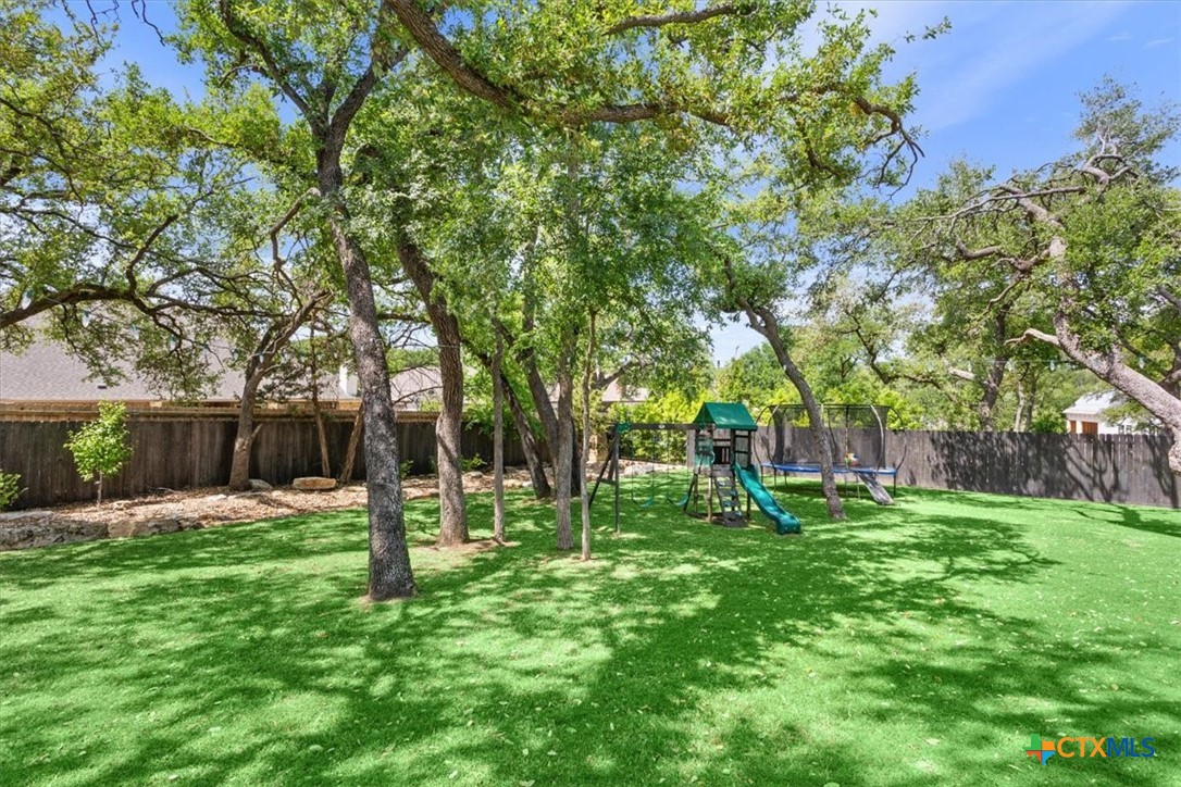 property viewer photo 46