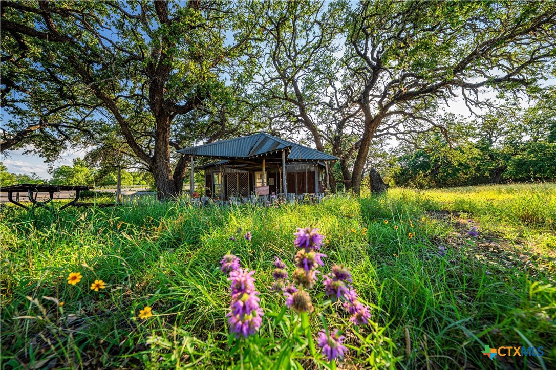 main property photo 31
