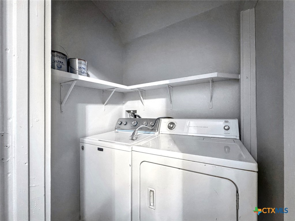 property viewer photo 7