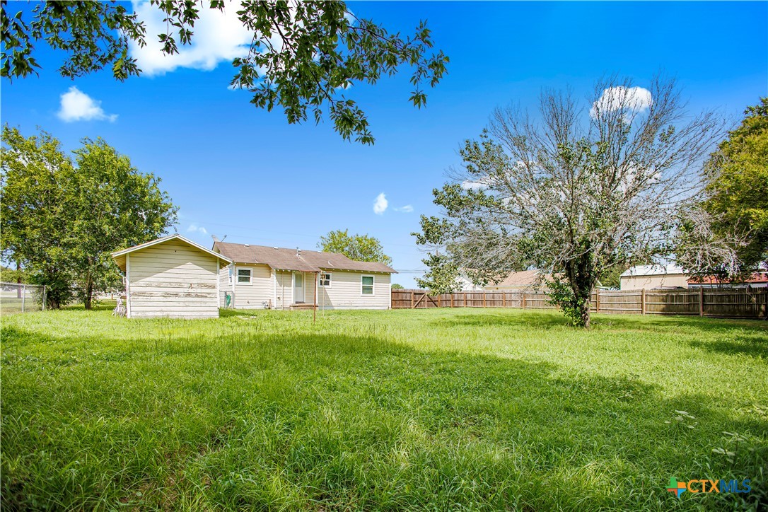 main property photo 13