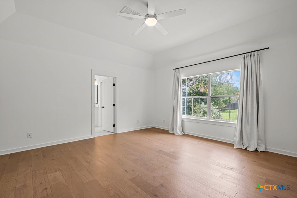 property viewer photo 13