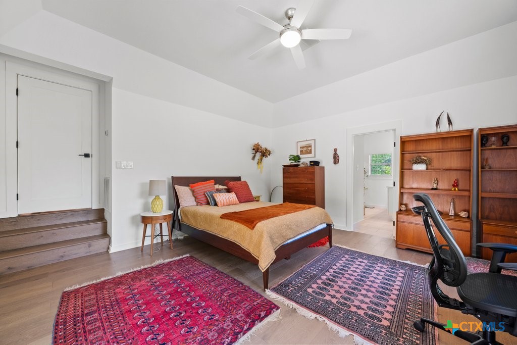 property viewer photo 14