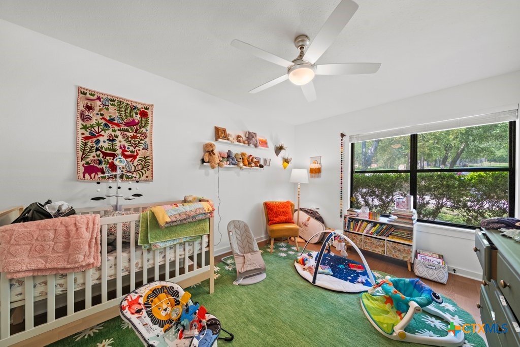 property viewer photo 24