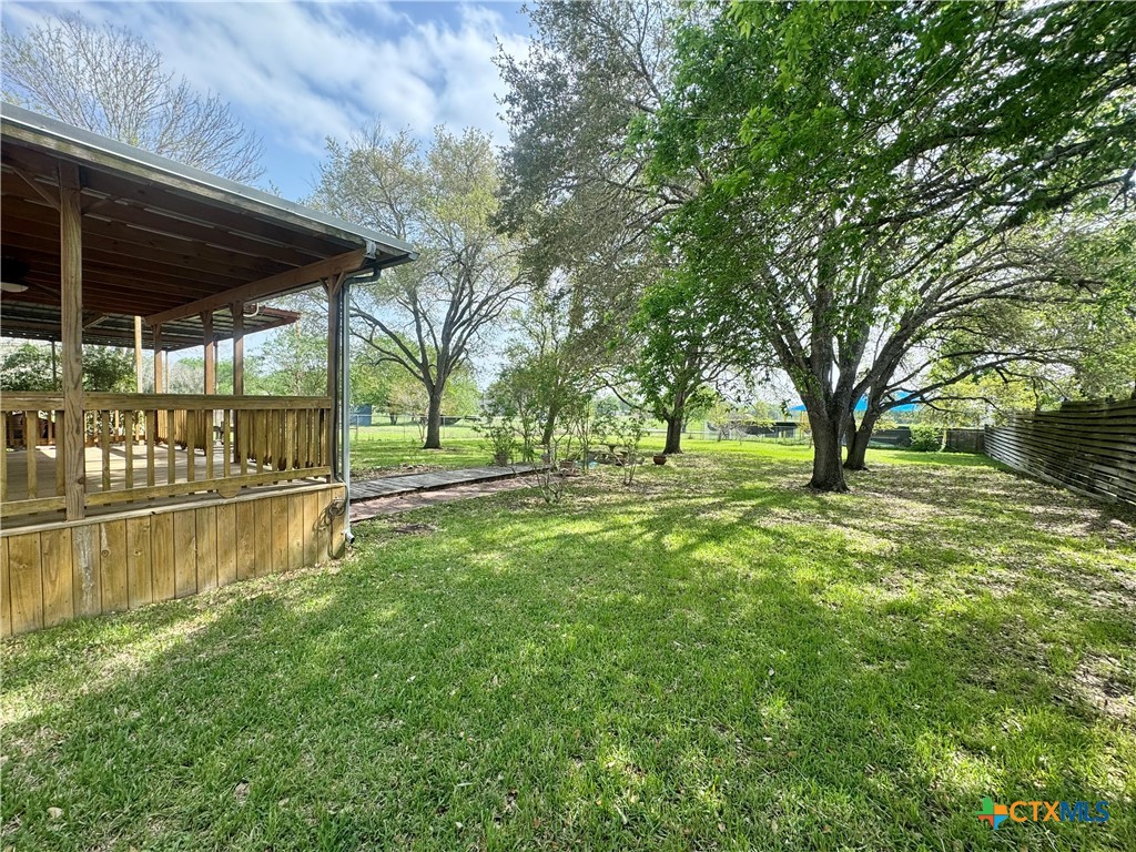 main property photo 40