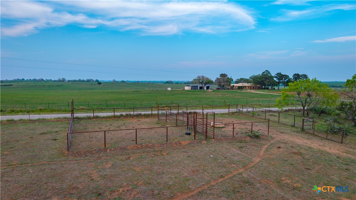 main property photo 9