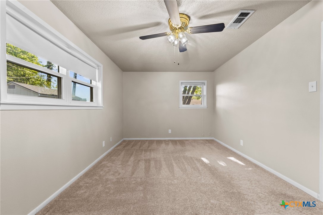 property viewer photo 15