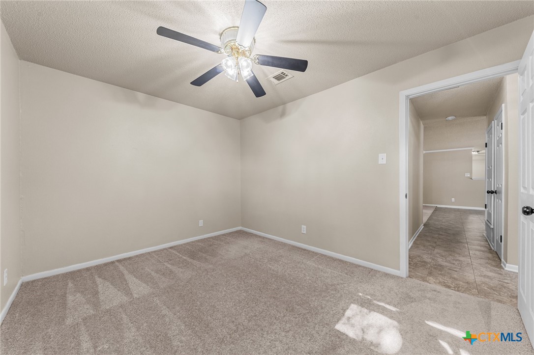 property viewer photo 18