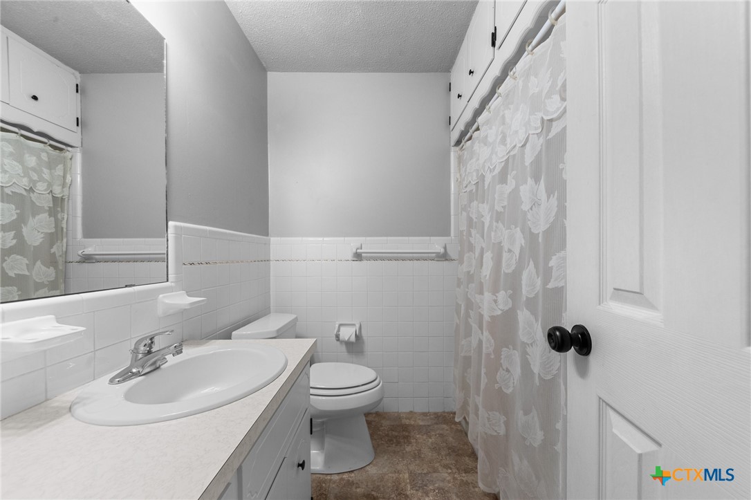 property viewer photo 20