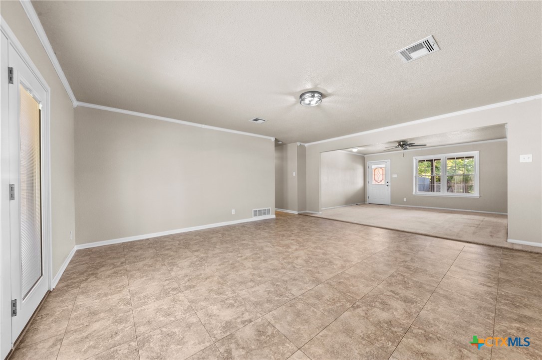 property viewer photo 6