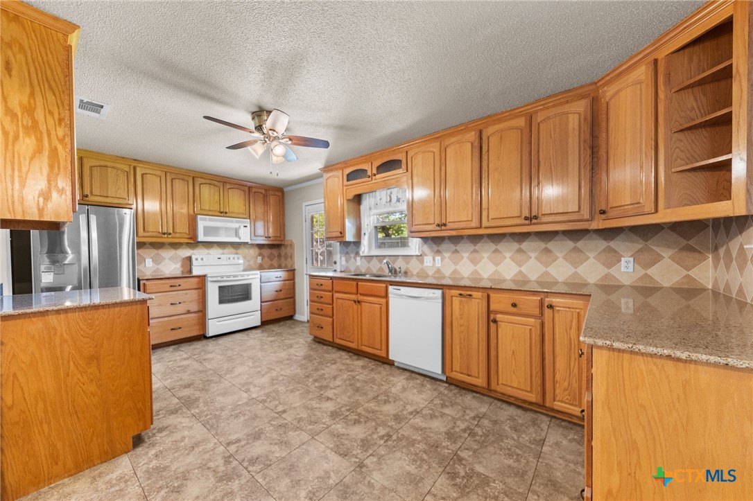 property viewer photo 7