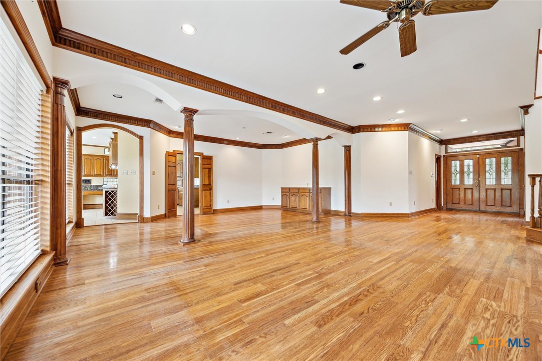 main property photo 15