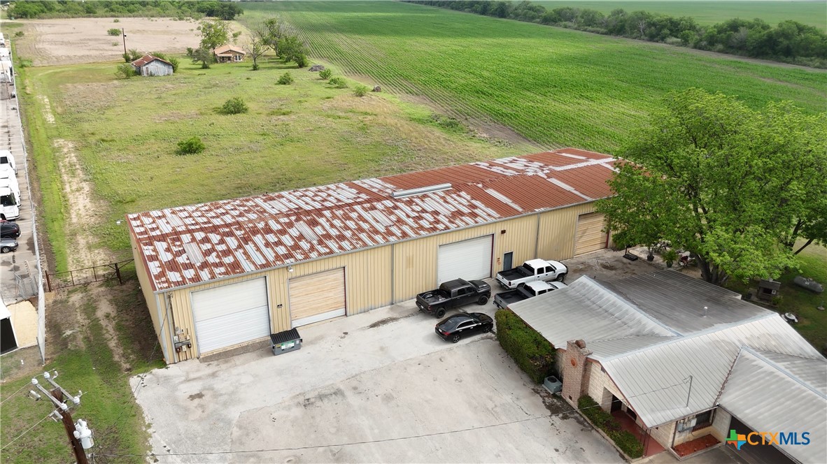 main property photo 14