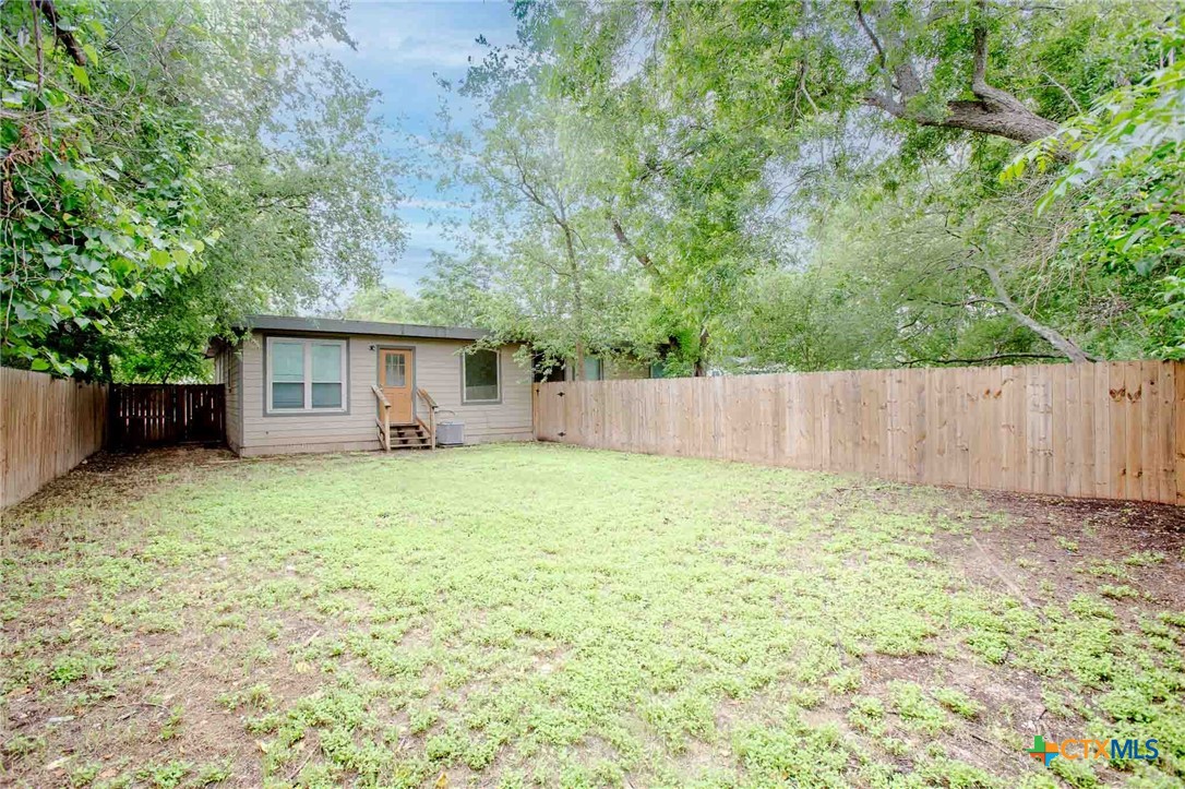 main property photo 23