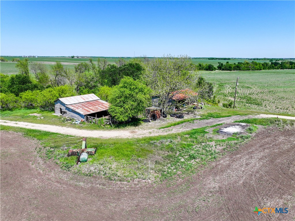 main property photo 10