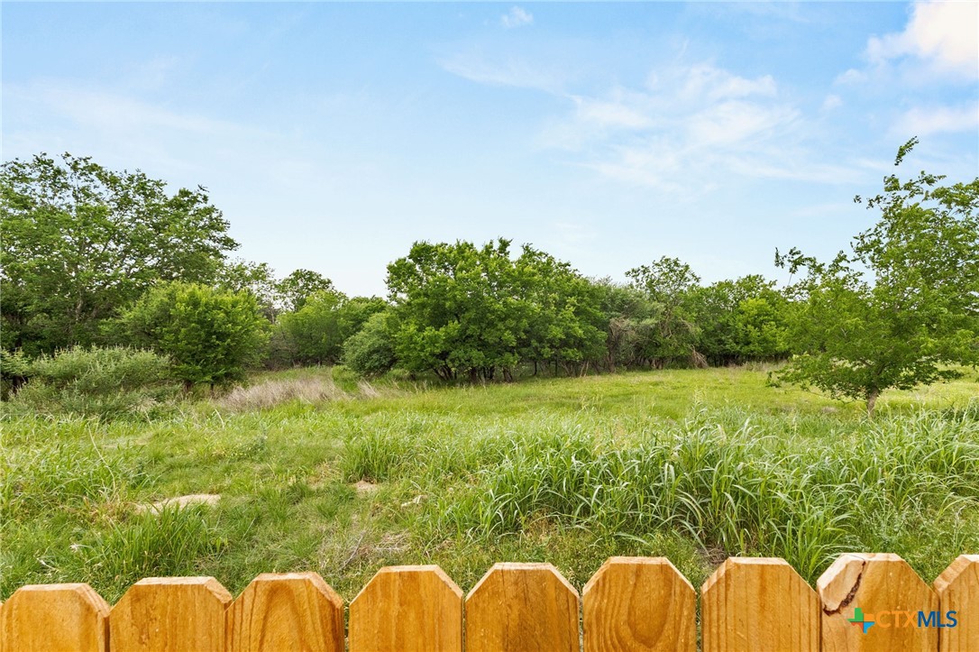 property viewer photo 25