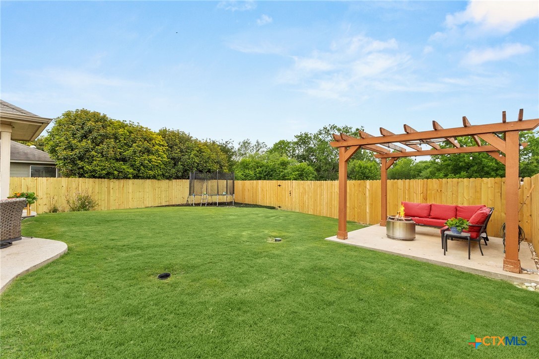property viewer photo 3