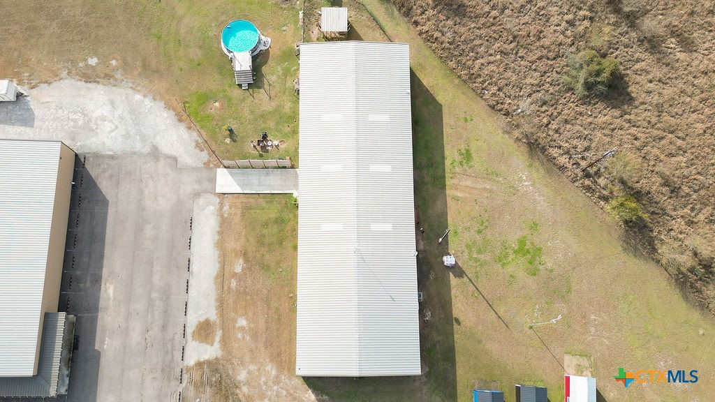 main property photo 9
