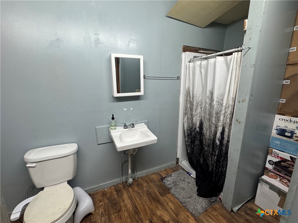 main property photo 10