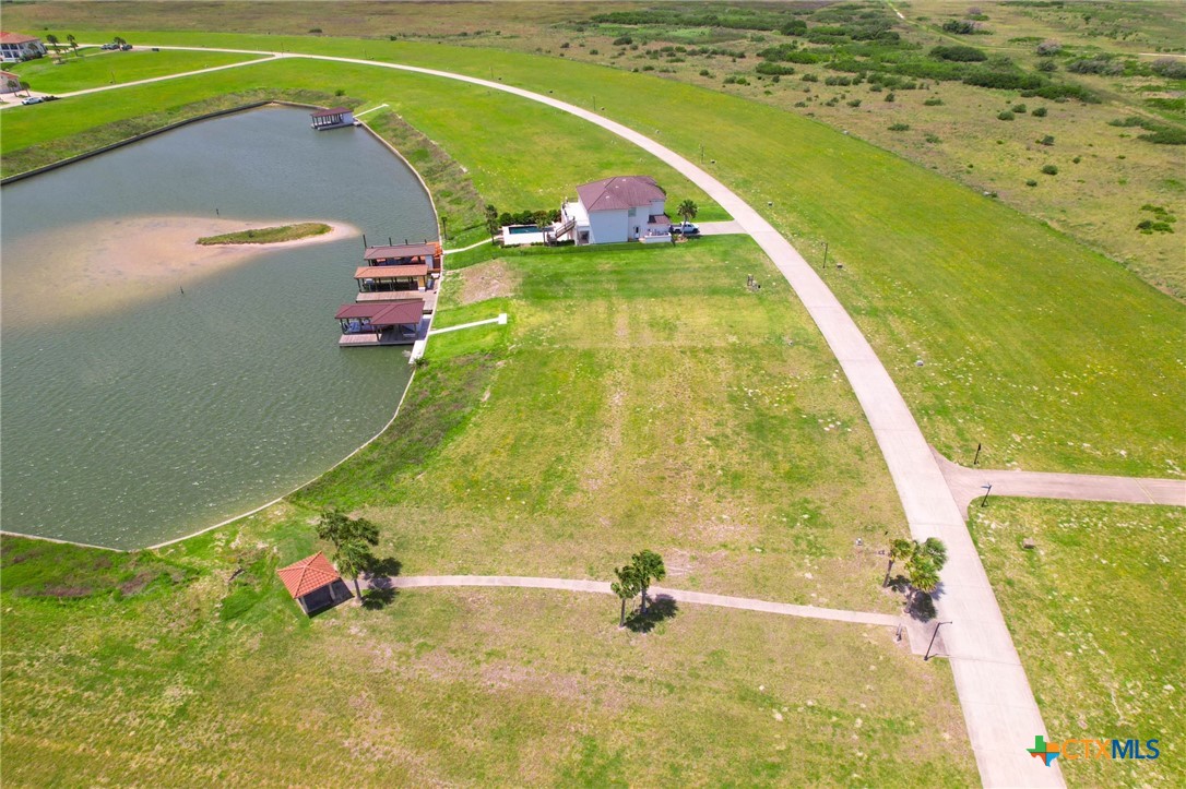main property photo 11