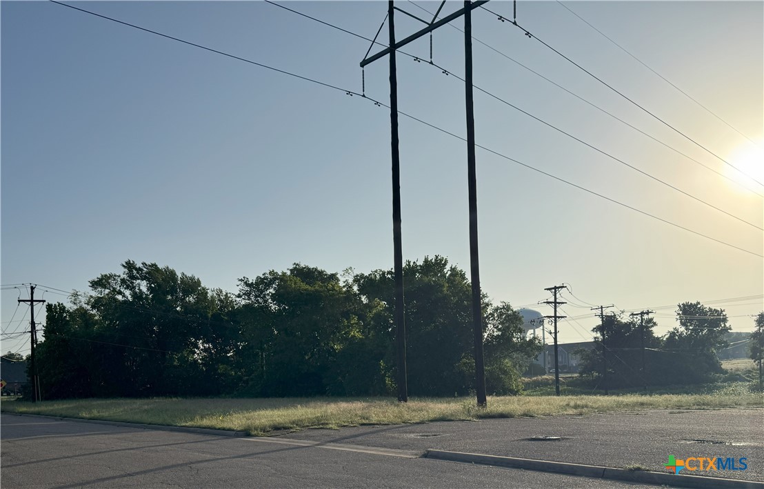 main property photo 8