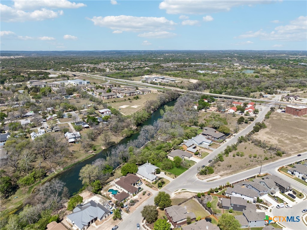 main property photo 9