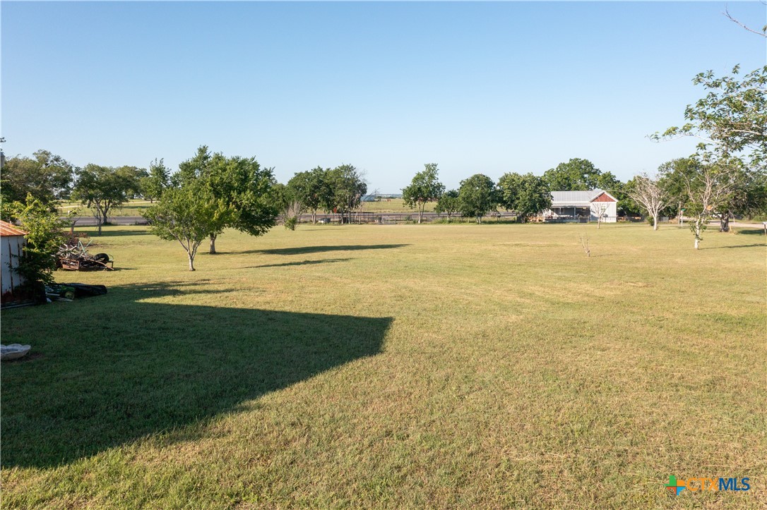 main property photo 41