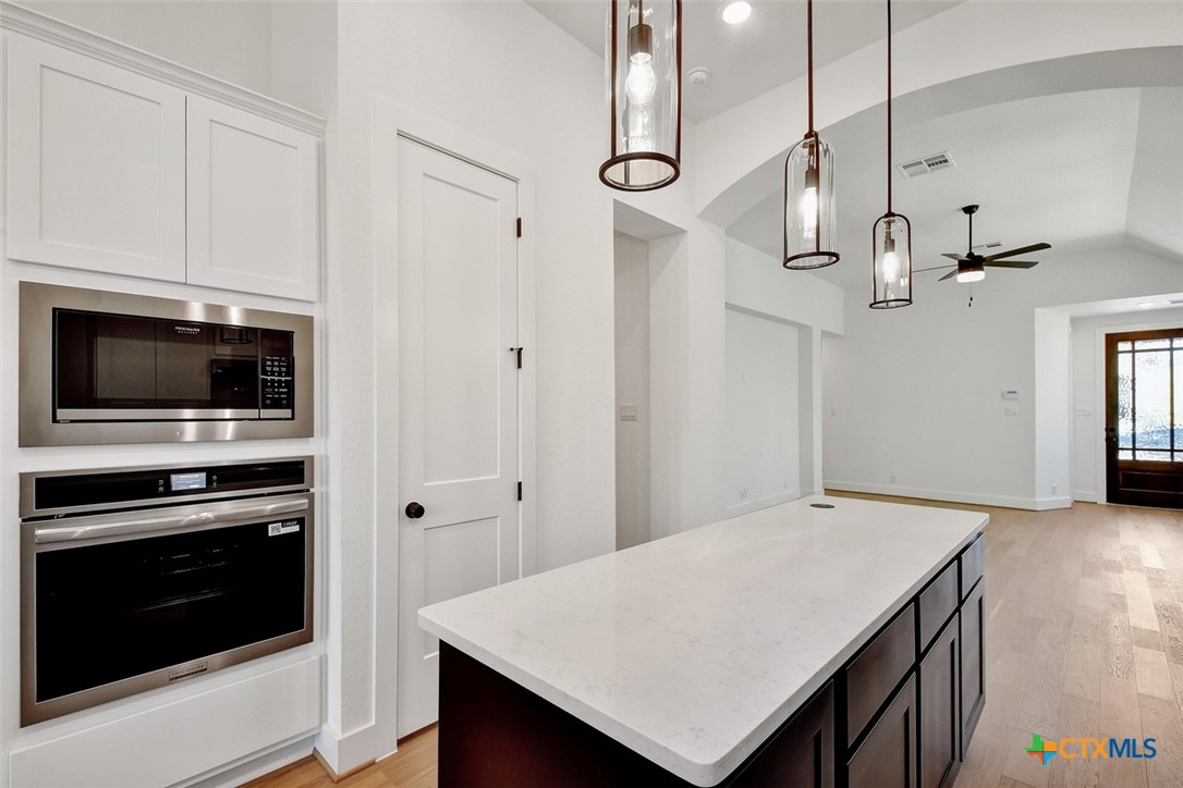property viewer photo 4