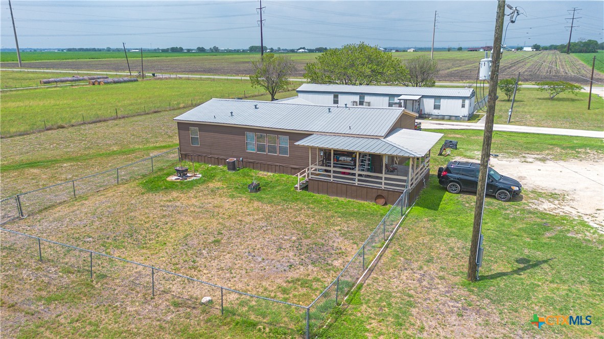 main property photo 37