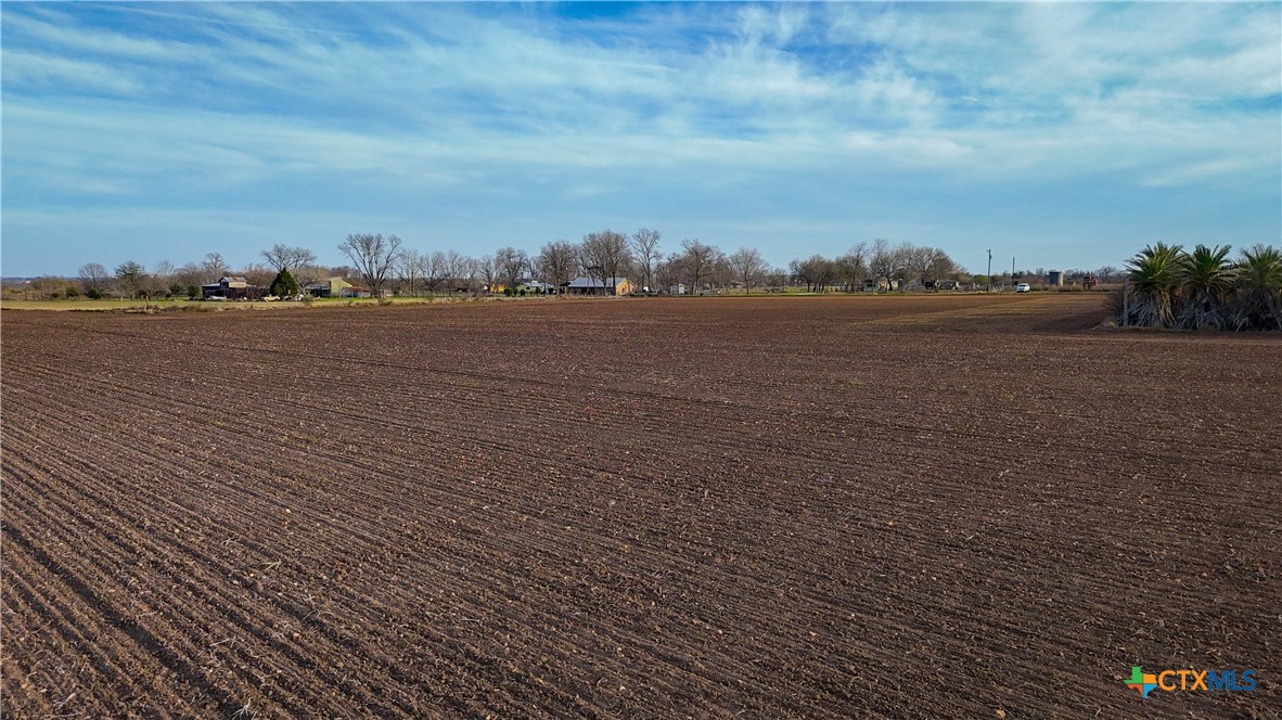 main property photo 15