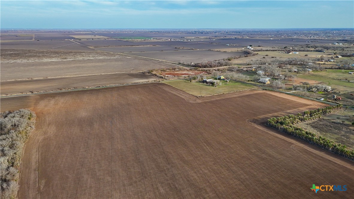 main property photo 9