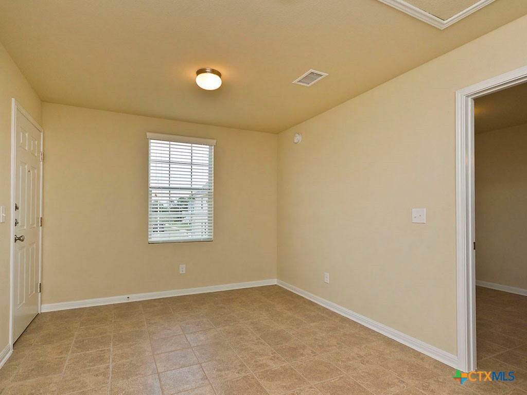 property viewer photo 3