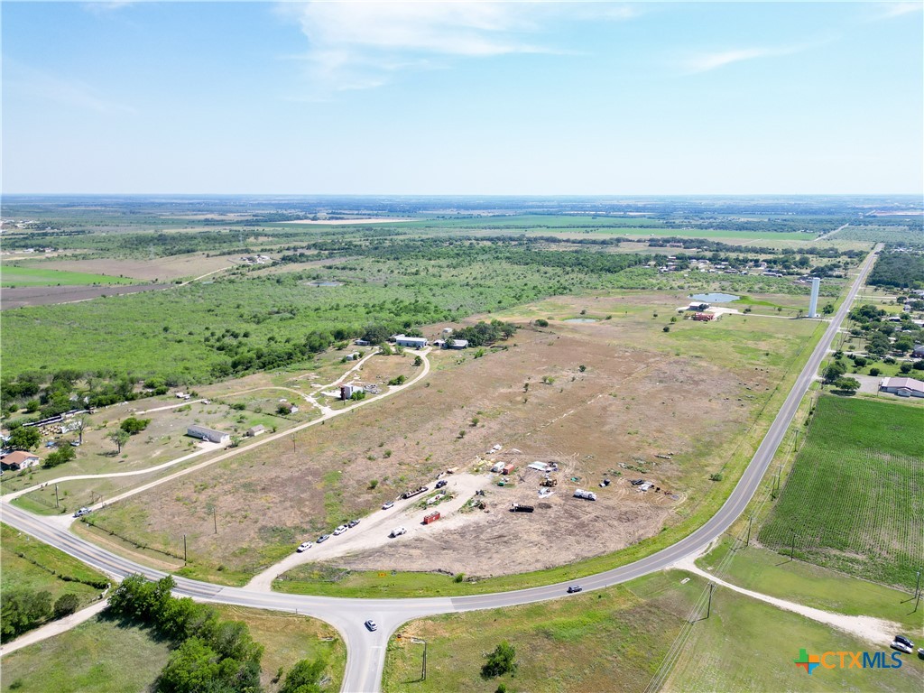 main property photo 10