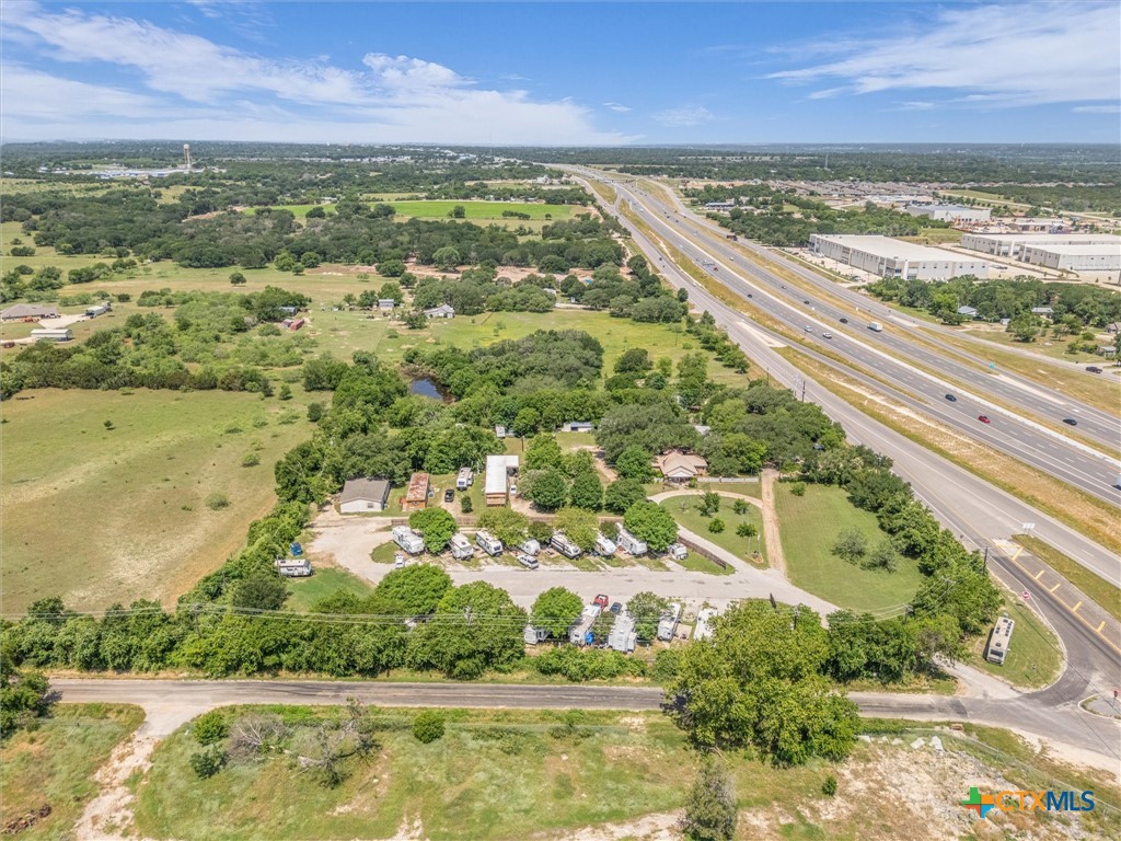 main property photo 19