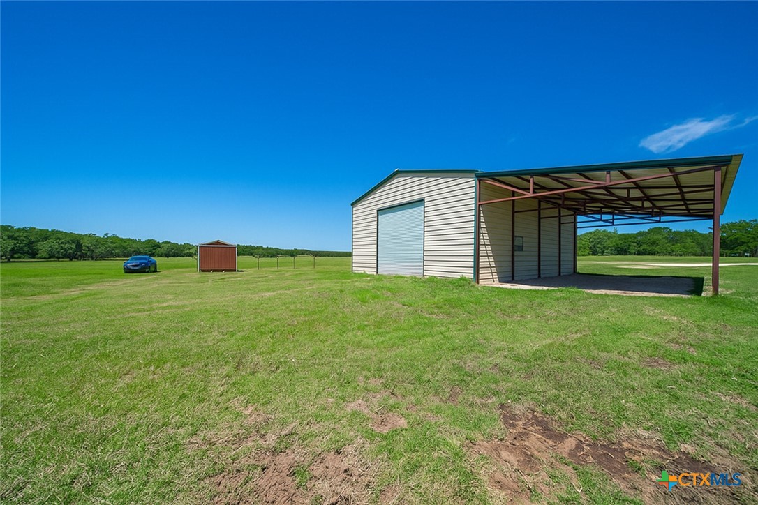 main property photo 6