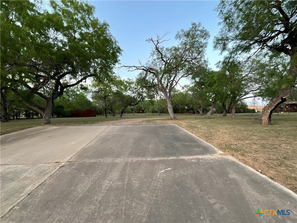 main property photo 10