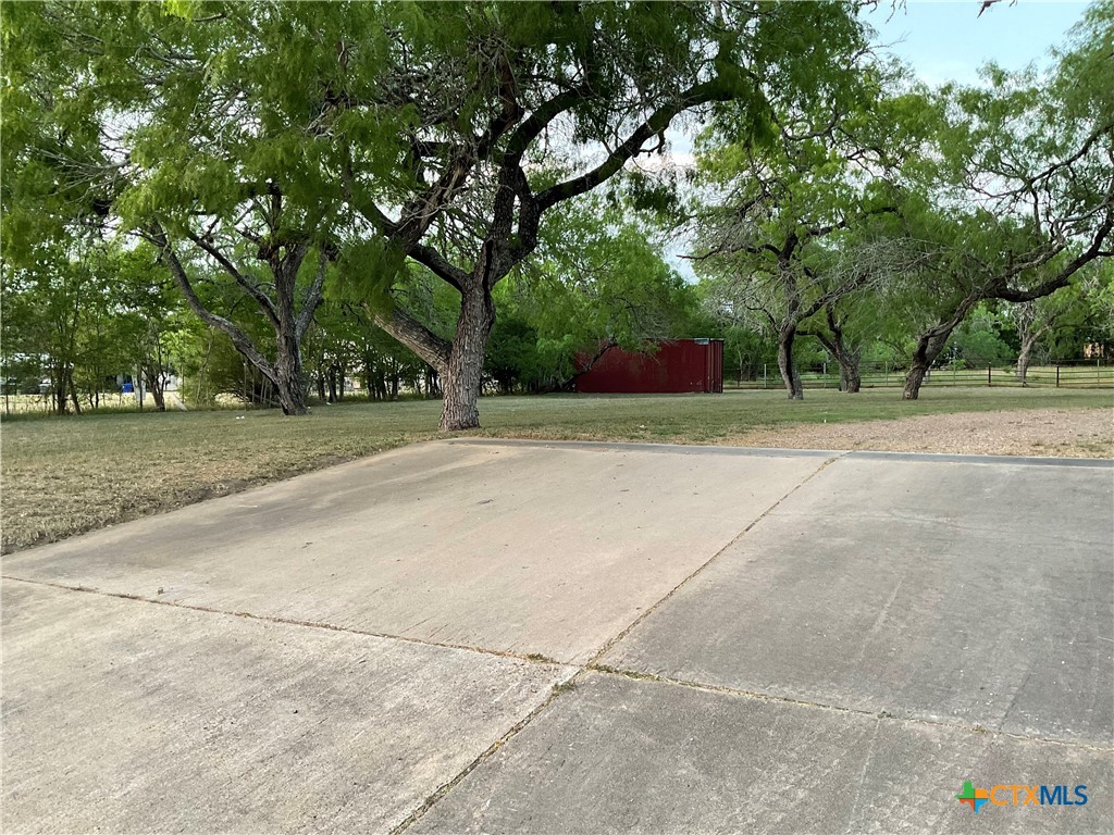 main property photo 11