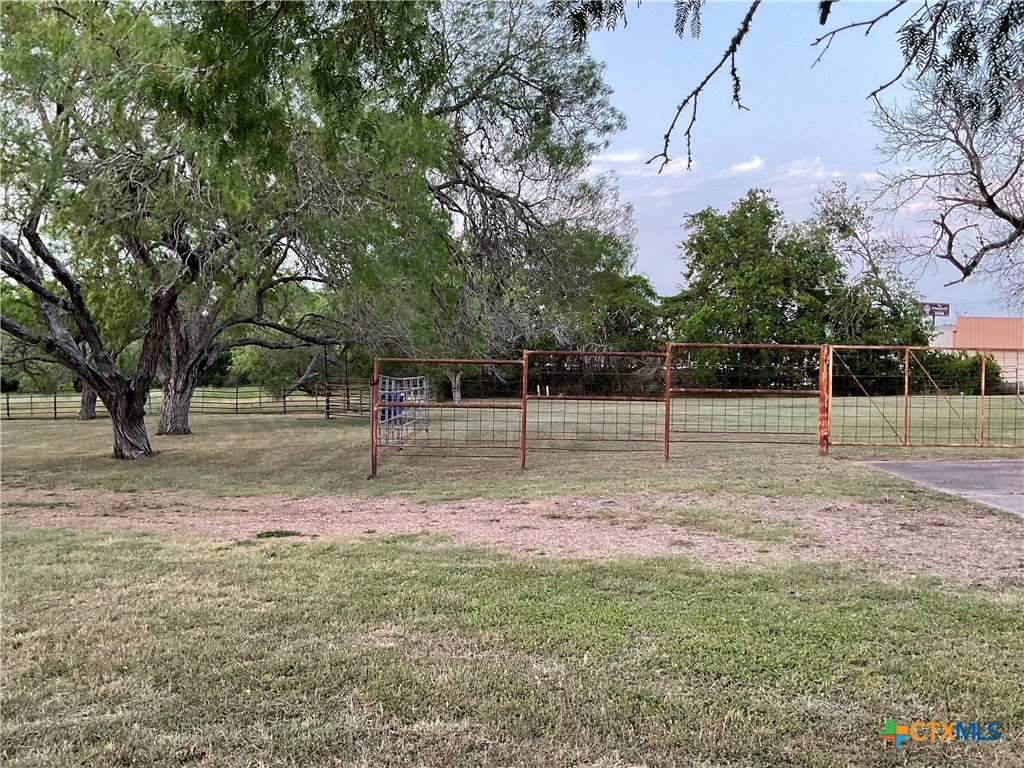 main property photo 13