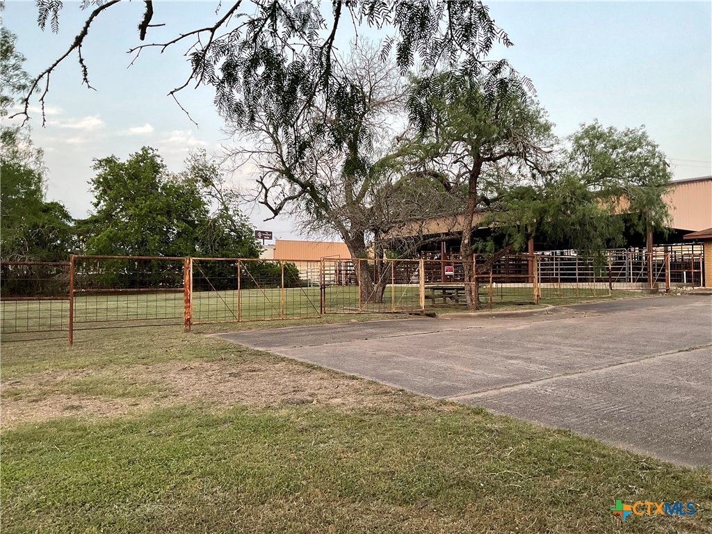 main property photo 14