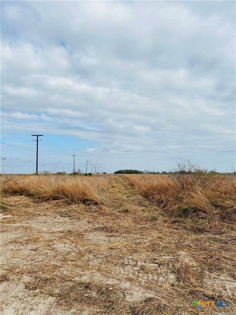 main property photo 28