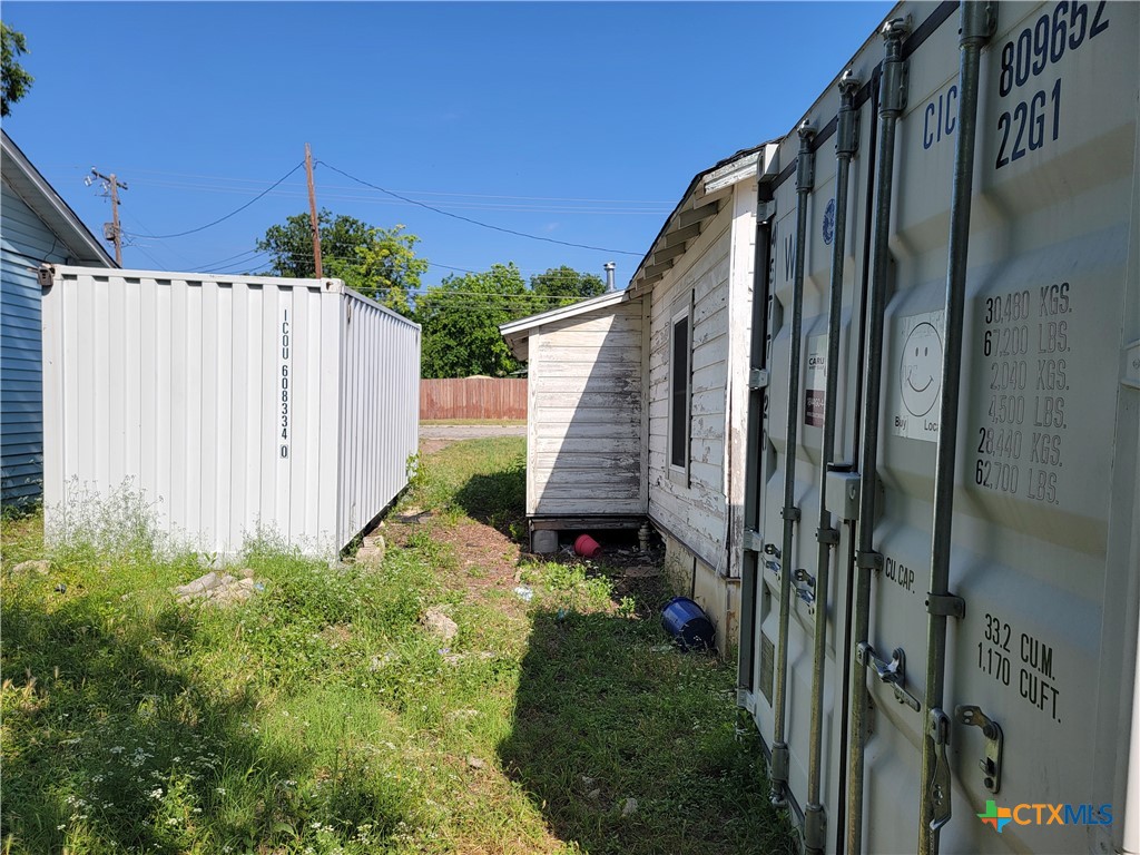 main property photo 8