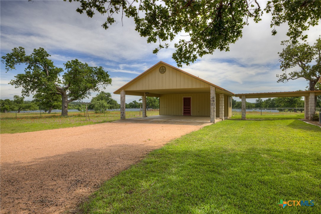 main property photo 33
