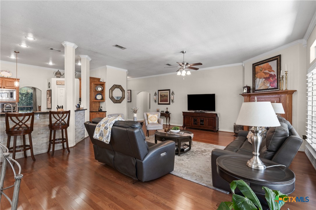 main property photo 13