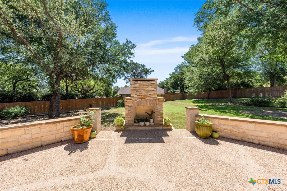 main property photo 39